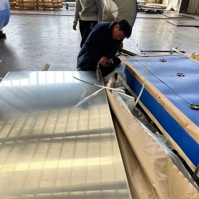 AISI 5052 H112 Aluminium Sheet Al-Mg Alloy Bright Extrusion Silver Color For Roofing